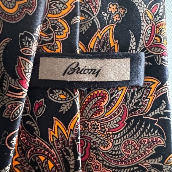 Brioni Silk Paisley Floral Print Men's Neck Tie - Picture 6 of 6